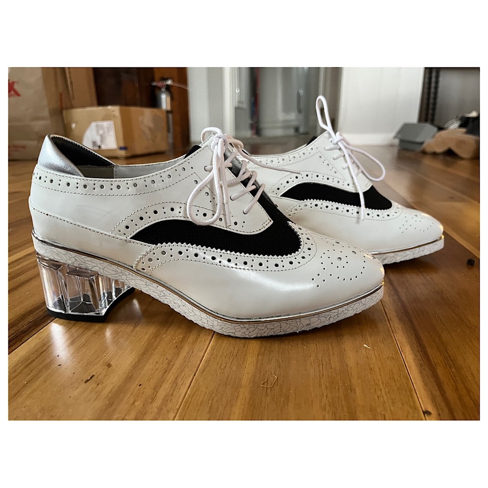 United Nude never worn like new Saddle shoes, clear acrylic heels size 39, 8 US